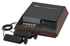 Fairchild Channel F konsolu ve Videocart kartuşu, 1976 modeli
